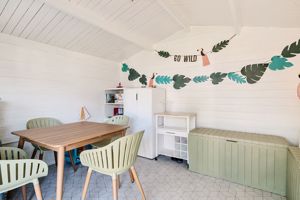 Photo 17- click for photo gallery